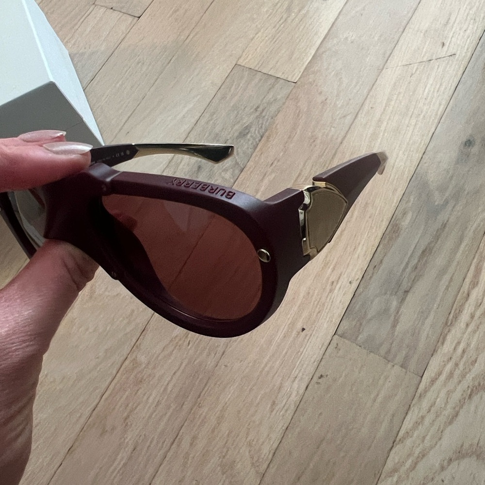 Burberry Burgundy and Gold Sunglasses - Picture 2 of 4